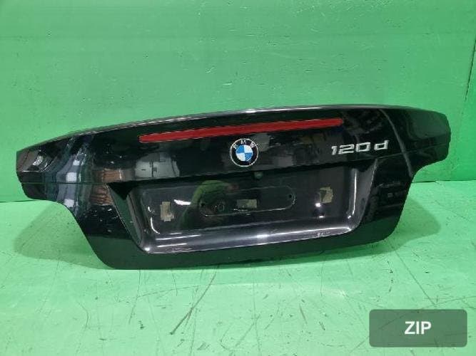 BMW 1 Series 2010 — крышка багажника