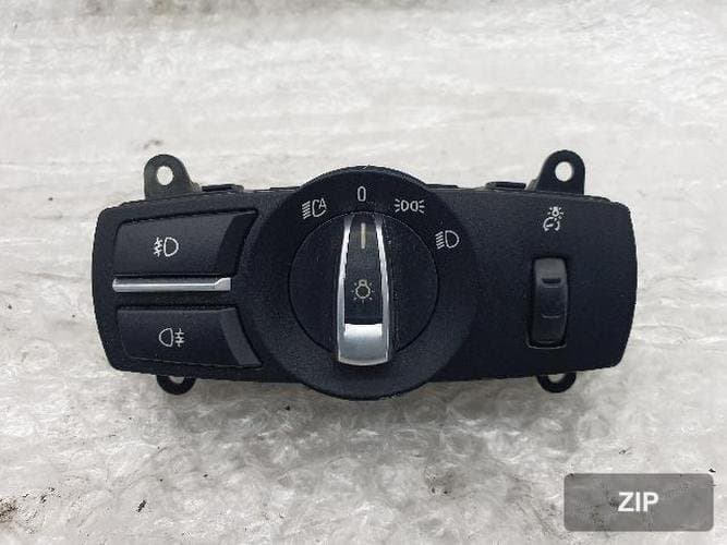 BMW 5 Series 2011 — кнопка/выключатель 9192744 04 4