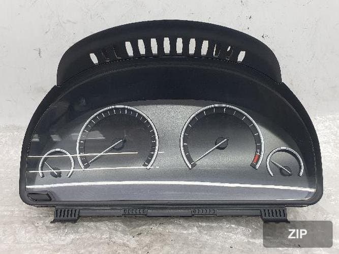 BMW 7 Series 2009 — приборная панель 6210-9201990-01