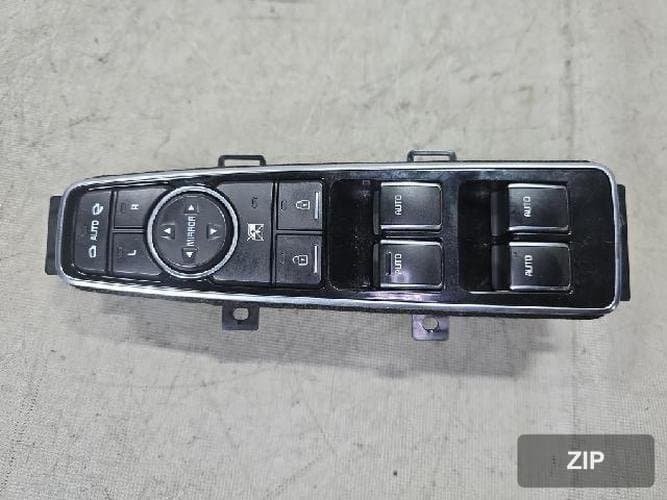 Kia K9 2014 — переключатель стеклоподъемника водителя