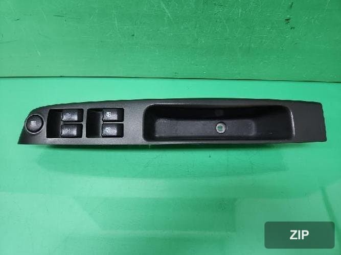 Daewoo Matiz 2011 — кнопка стеклоподъемника водителя