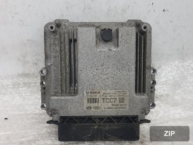 Kia Carnival 2016 — блок управления двигателем ECU 39100-2FCC7