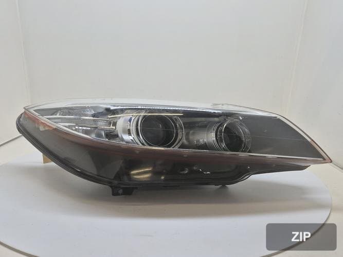 BMW Z4 2013 — фара правая