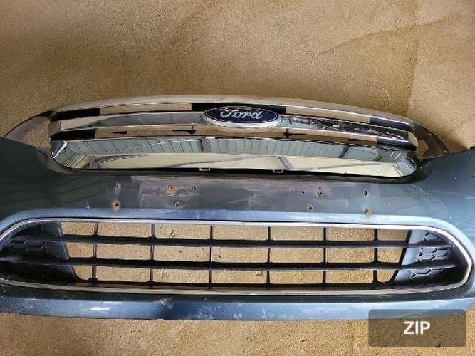 Ford Fusion 2012 — передний бампер