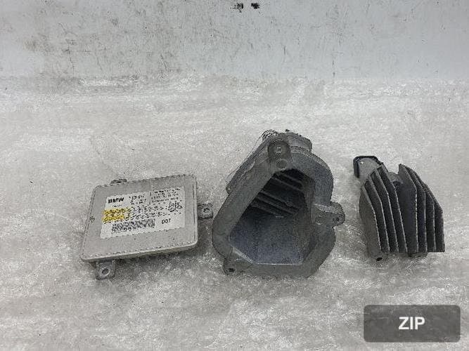 BMW 5 серия 2011 — модуль балластера ксенона HID 7237647