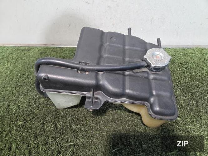 Jeep Grand Cherokee 2009 — бачок охлаждающей жидкости и омывателя 55116873AD