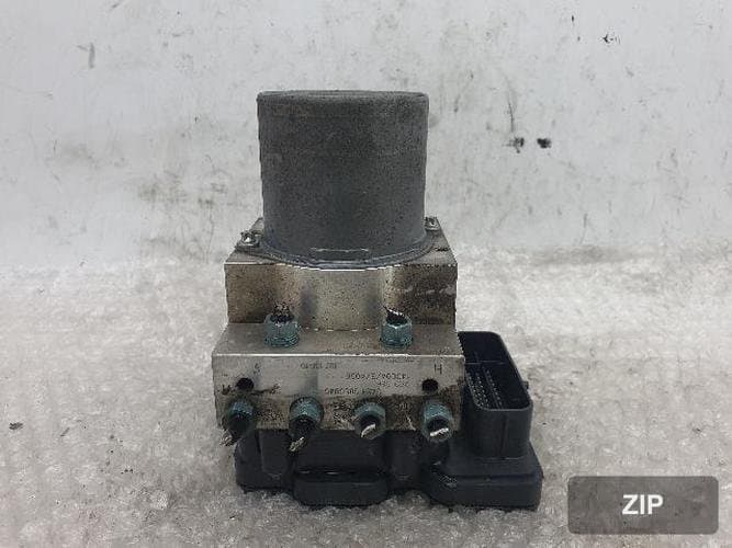 BMW 7 Series 2014 — блок ABS 3451 6868331-01