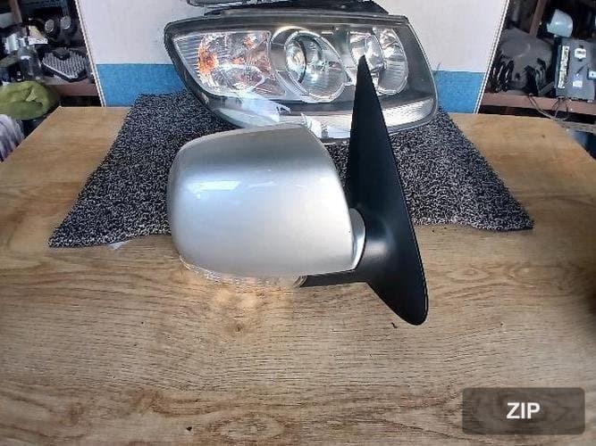 Hyundai Santa Fe 2012 — боковое зеркало правое