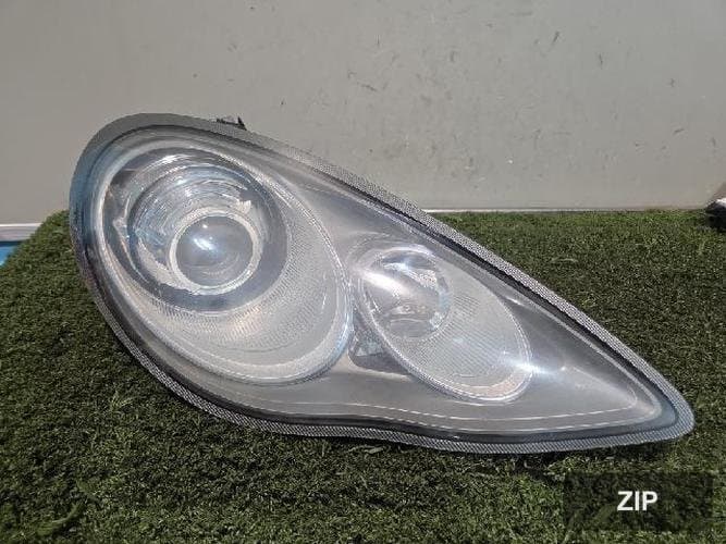 Porsche Panamera 2011 — фара правая 970 631 158 05