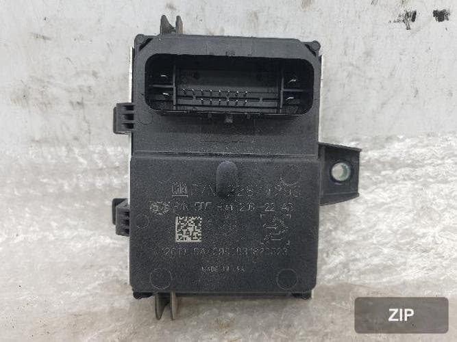 GM Daewoo Trax 2014 — модуль топливного насоса 22874299