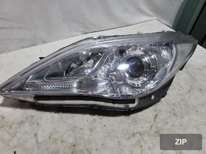 Hyundai Grandeur 2012 — фара левая