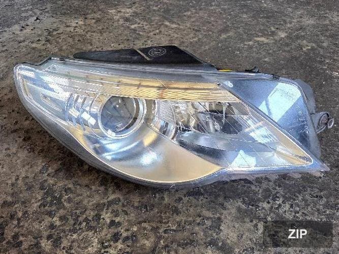 Volkswagen CC 2015 — фара правая HID 3C8 941 754 C