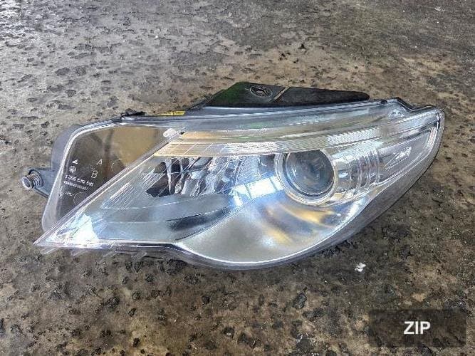 Volkswagen CC 2015 — фара левая HID 3C8 941 753 C