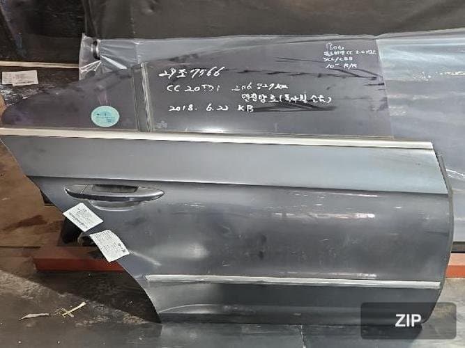 Volkswagen CC 2010 — дверь задняя правая 3C8833056E