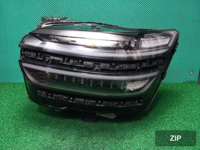 Genesis GV70 2025 — фара левая 92101AR