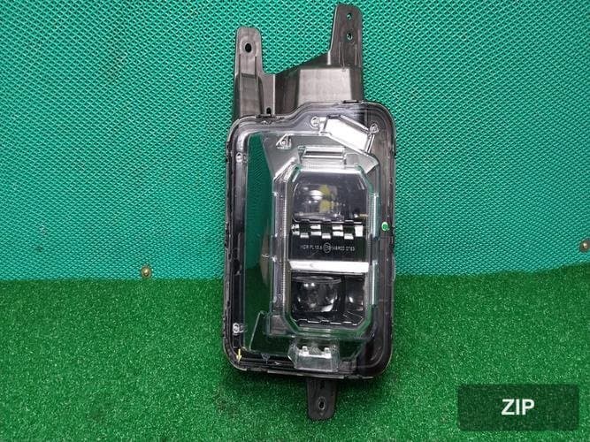 SsangYong Torres 2024 — фара правая
