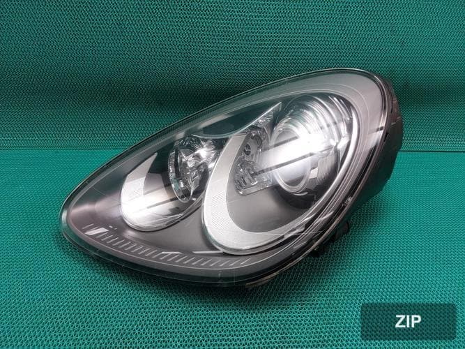 Porsche Cayenne 2013 — фара левая HID с балластом