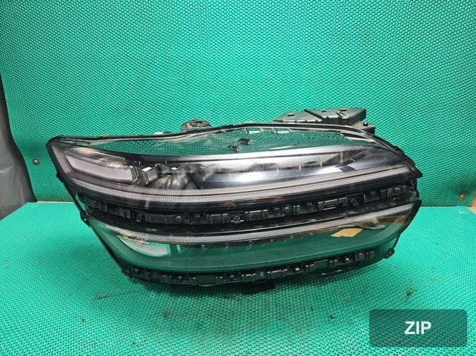 Genesis GV70 2025 — фара правая 92102AR510
