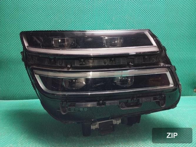 Genesis GV80 2022 — фара головного света правая LED