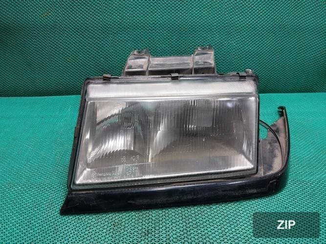 KG Mobility Musso EV 1998 — фара левая 8310105300