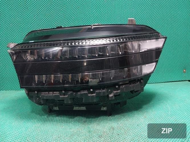 Genesis G90 2023 — фара левая LED с модулем 92101T4