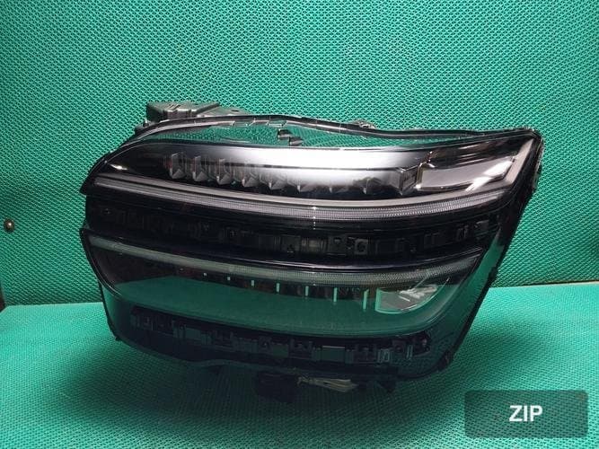 Genesis GV70 2021 — фара передняя левая