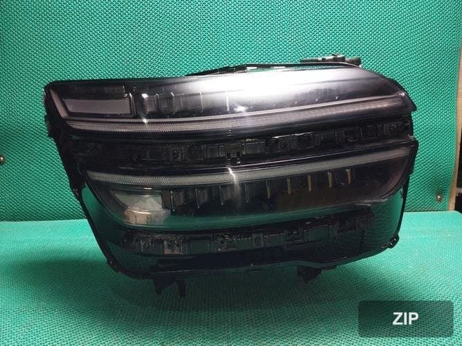 Genesis GV70 2021 — фара правая 92102AR 1