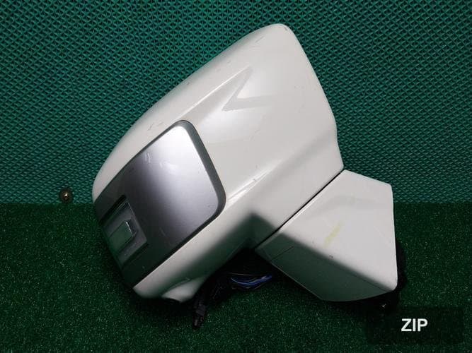 KG Mobility Torres 2024 — зеркало боковое правое