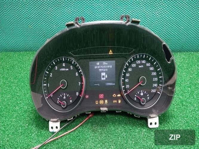 Kia K7 2019 — приборная панель (щиток)