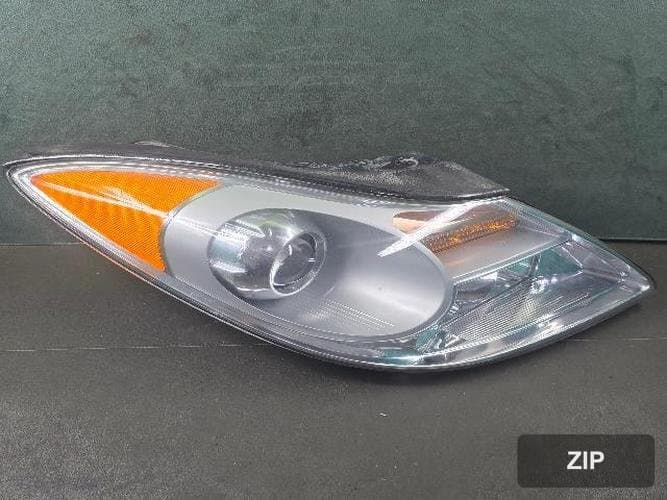 Hyundai Veracruz 2008 — фара передняя правая HID