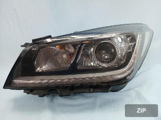 Hyundai Genesis 2015 — фара левая HID