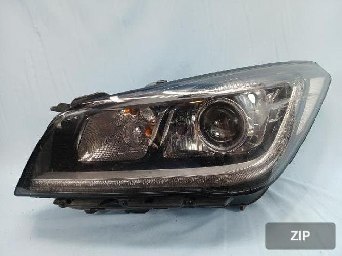Hyundai Genesis 2015 — фара левая HID