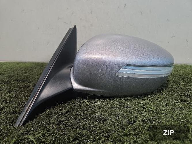 Hyundai Genesis 2011 — зеркало боковое левое