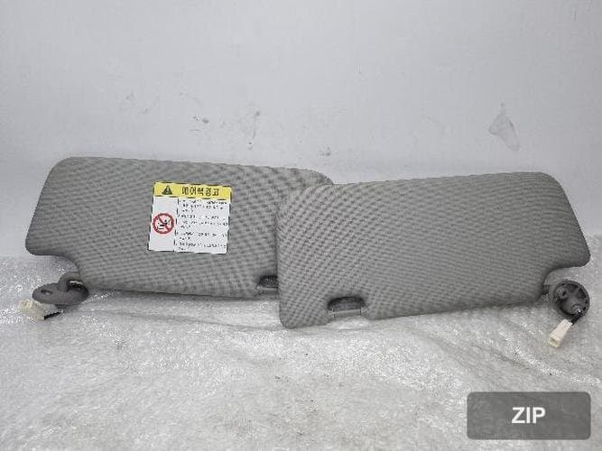 KG Mobility Korando 2012 — солнцезащитный козырек (правый) с зеркалом