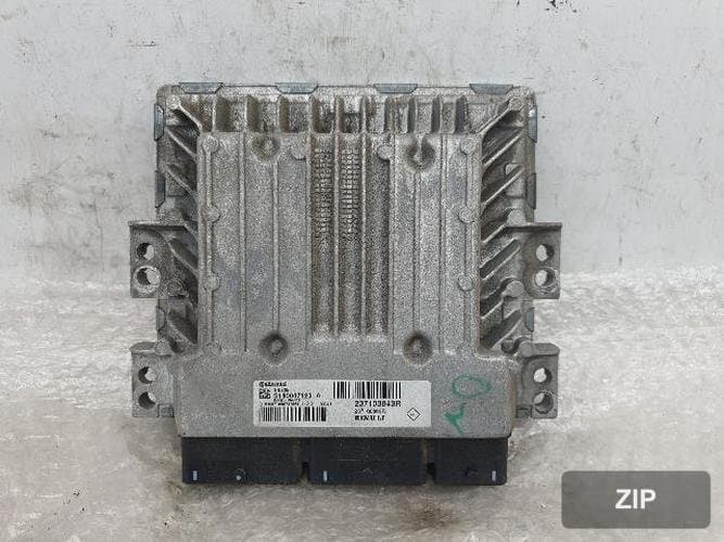 Renault SM5 2014 — блок управления двигателем ECU 237103843R