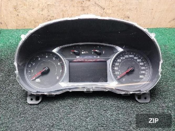 GMDaewoo Malibu 2017 — панель приборов 84031635 2