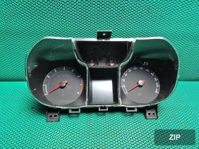 GM Daewoo Orlando 2014 — панель приборов 95319232 10