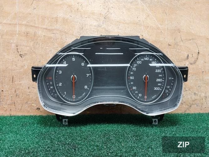 Audi A7 2014 — комбинация приборов 4G8920933