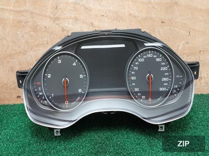 Audi A6 2012 — приборная панель 4G8920931N 5