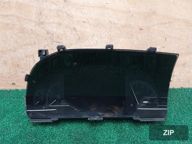 Mercedes-Benz S-Class 2012 — приборная панель A2219005002