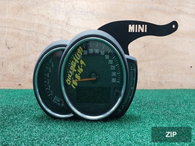 Mini Cooper 2019 — приборная панель 870722901