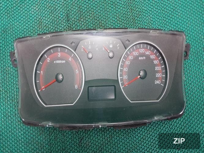 KG Mobility Korando 2017 — панель приборов 8022032730