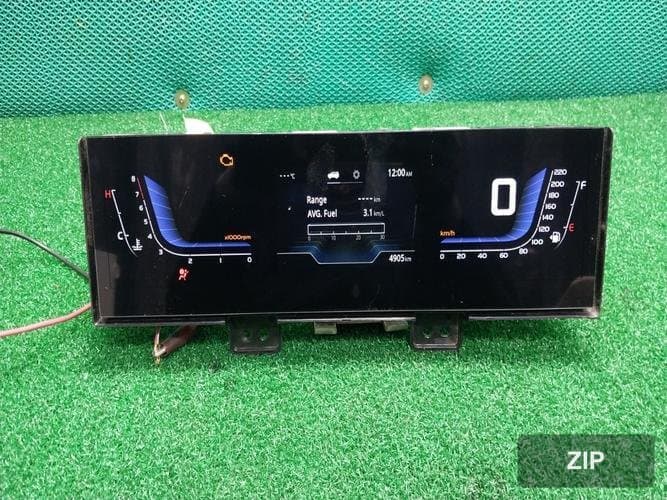SsangYong Torres 2023 — приборная панель 8021041010 3