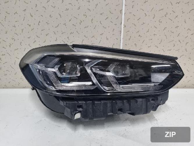 BMW X3 2022 — фара правая 63115A29204