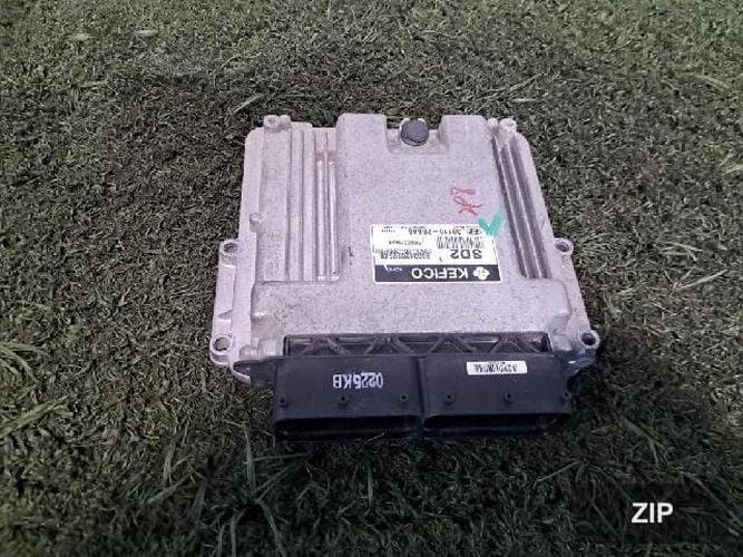 Hyundai Avante 2013 — блок управления двигателем ECU 391102BAA8