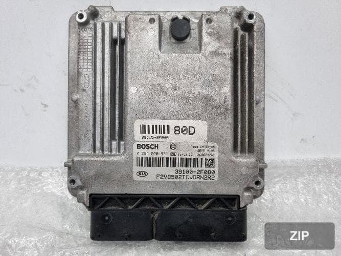 Kia Carnival 2014 — блок управления двигателем ECU 39100-2F080
