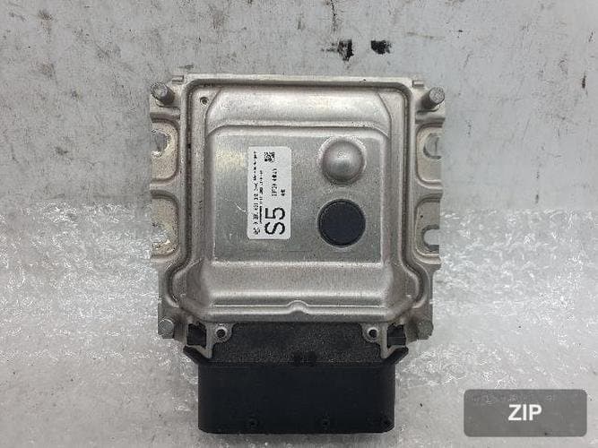 Infiniti Q50 2016 — блок управления двигателем ECU 237304HK0A