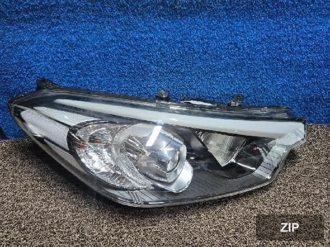 Kia K3 2014 — фара правая (2)