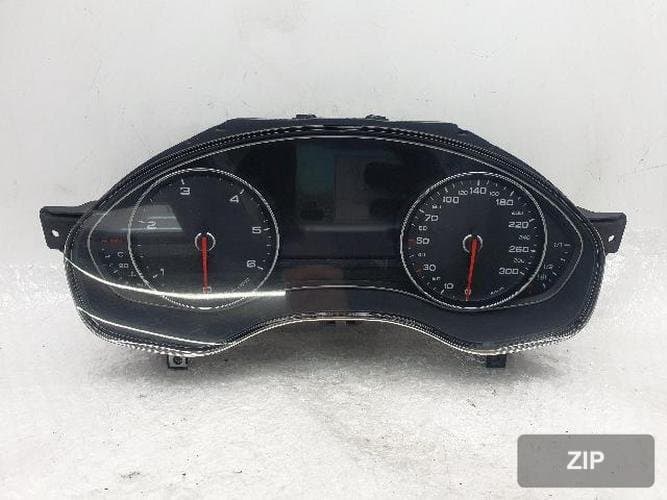 Audi A6 2013 — приборная панель 4G8920932D
