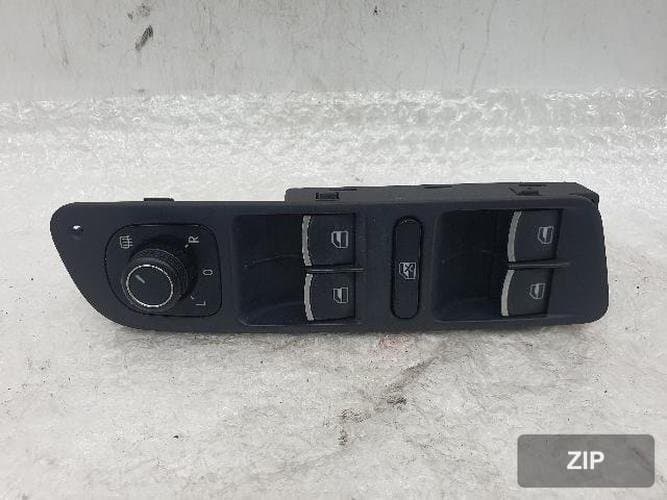 Volkswagen Tiguan 2016 — блок управления стеклоподъемниками 5K0 959 565 A